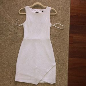 B. Darlin White Sparkly Bodycon Dress